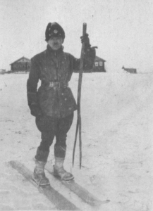 Lt Ross ready for patrol